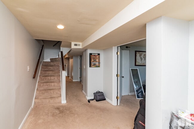 Photo - 1456 W Irving Park Rd Unit 1