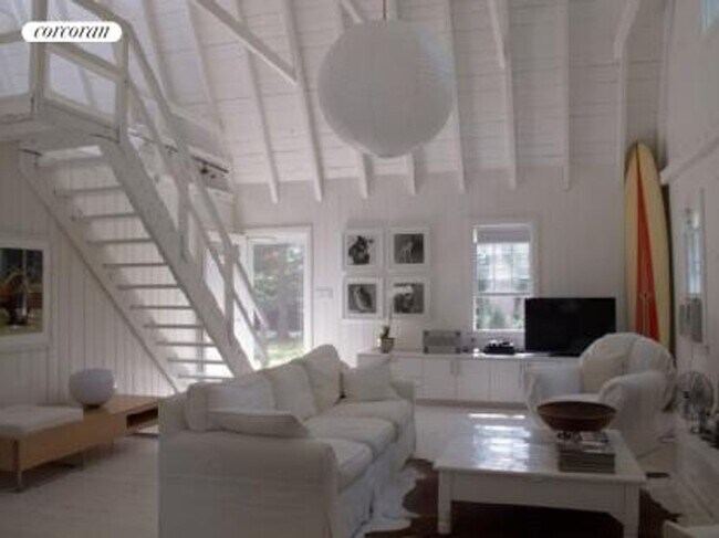 Photo - 53 Sayre's Path