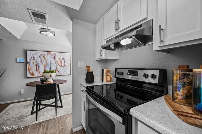 Photo - 4748 W Sierra Vista Dr Unit B1
