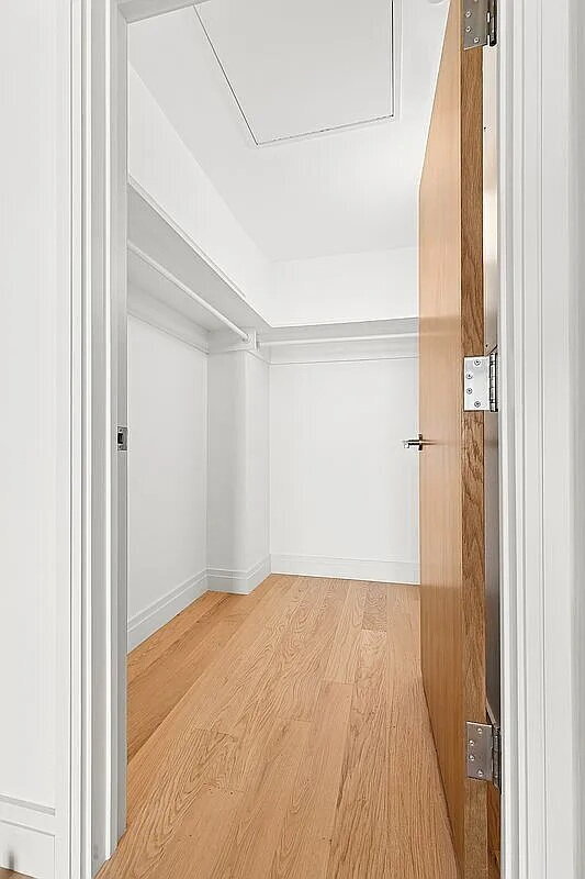 Photo - "Luxury 1-Bedroom Oasis with Pool & Elegant Finishes in Prime New York Location!"