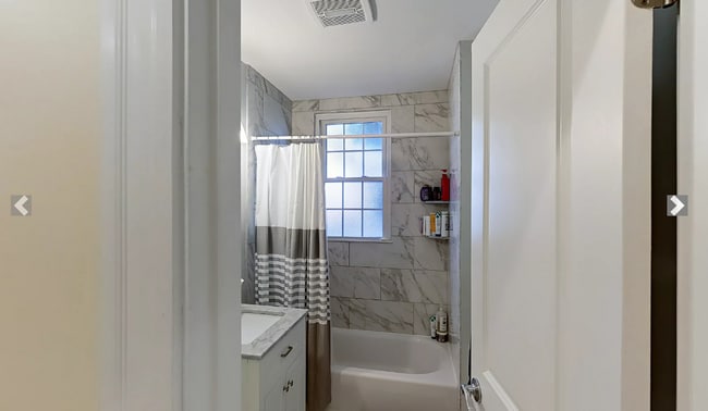 Photo - 14 Glenville Ave Unit 4