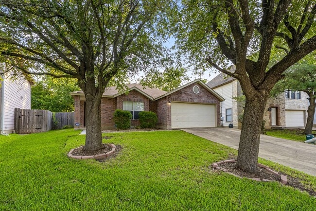 Building Photo - Stunning 3 bedrooms, 2 bathrooms home in R...