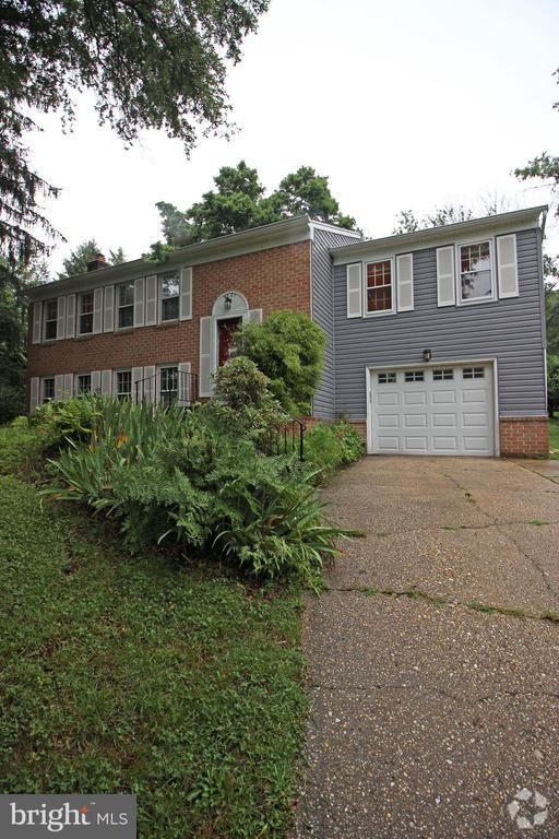 Building Photo - 5021 Hayload Ct Rental