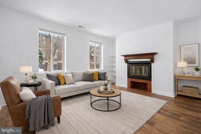 Photo - 13 Andrew Pl Unidad R103