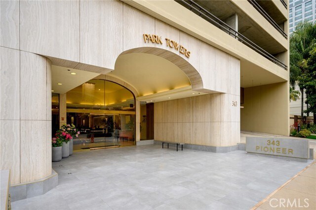 343 Pioneer Dr Unit 1703