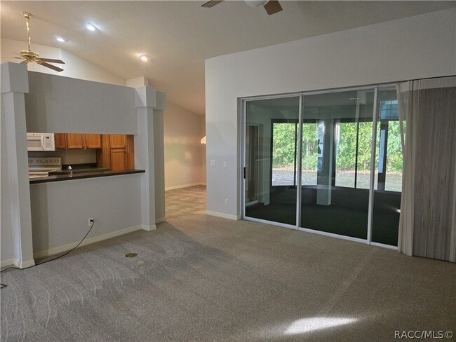 Photo - 14 Hollyhock Ct