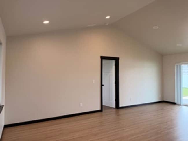 Photo - 12037 N Lennon Ln