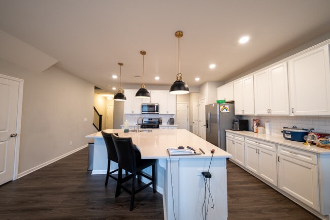 Photo - 5292 94th Ln N