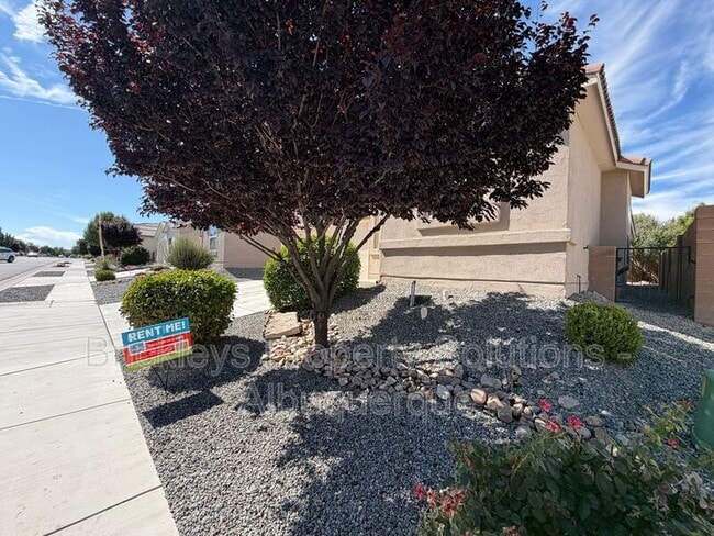 Photo - 5815 Mafraq Ave NW