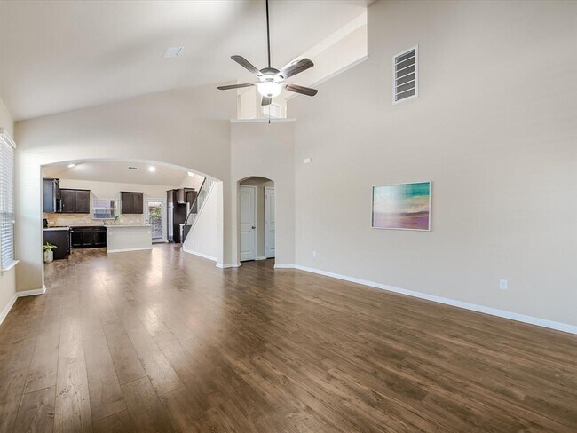 Photo - 141 Serrano St