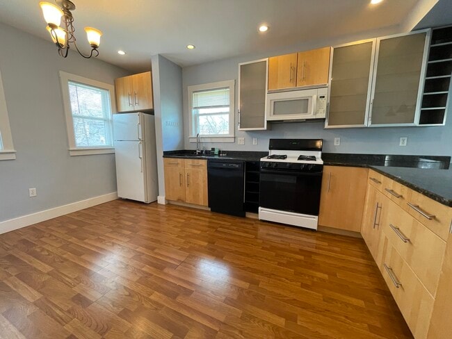 Photo - 15 Westbourne Rd Unit 15