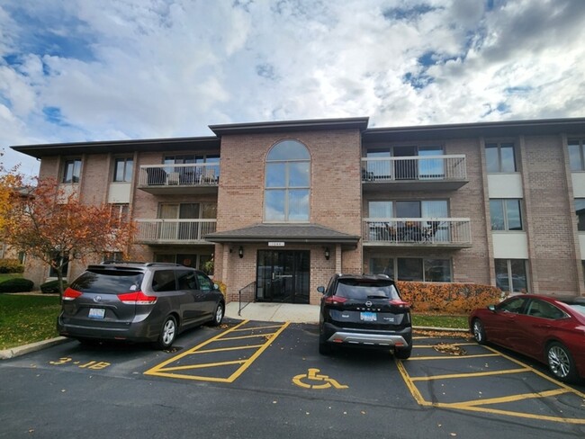 Photo - 1044 Ashley Ct N Condo Unit 2B