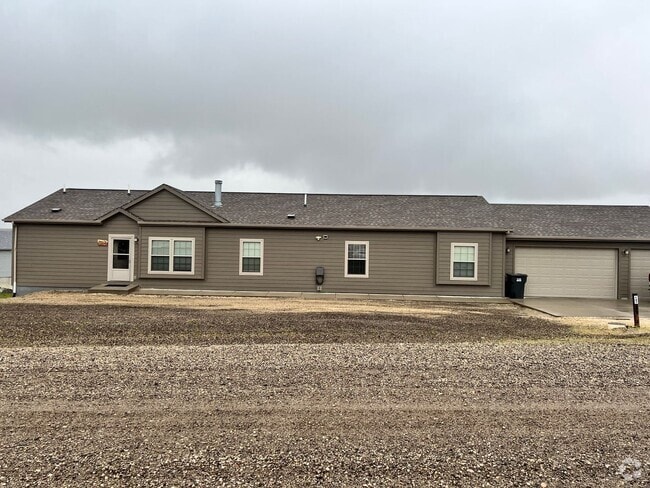 Building Photo - Coming July 1st – Country Living with City... Rental