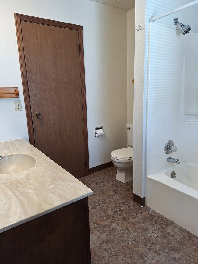 Photo - 1304 Galeta Ave Unidad C