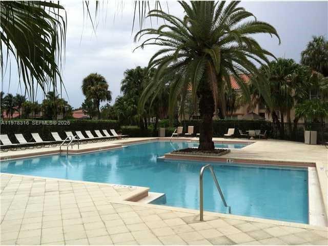 Photo - 3420 Pinewalk Dr N Unit 725