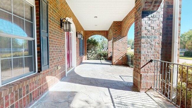 Photo - Greatness on Grey Barn