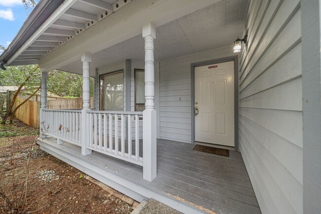 Photo - MOVE IN READY! Lake Forest home - 3 bedrooms - North Thurston School District