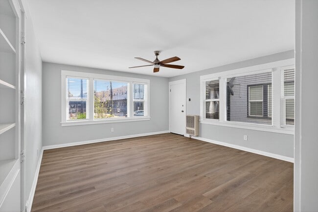 Building Photo - 1711 E Appleton St Unit 02 Rental