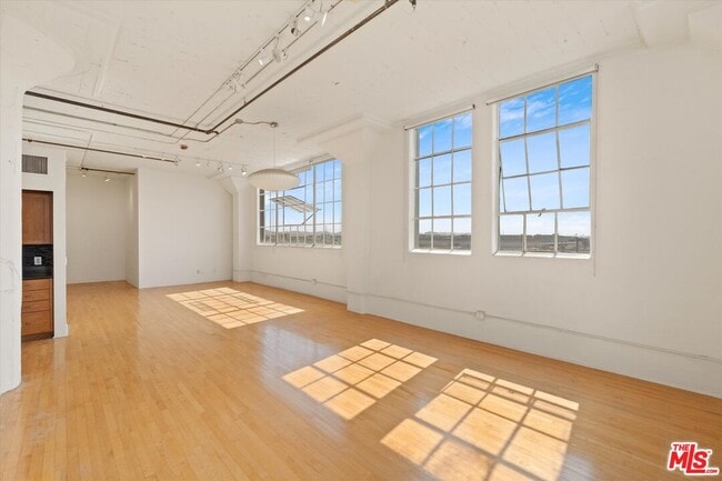 420 San Pedro St Unit 519