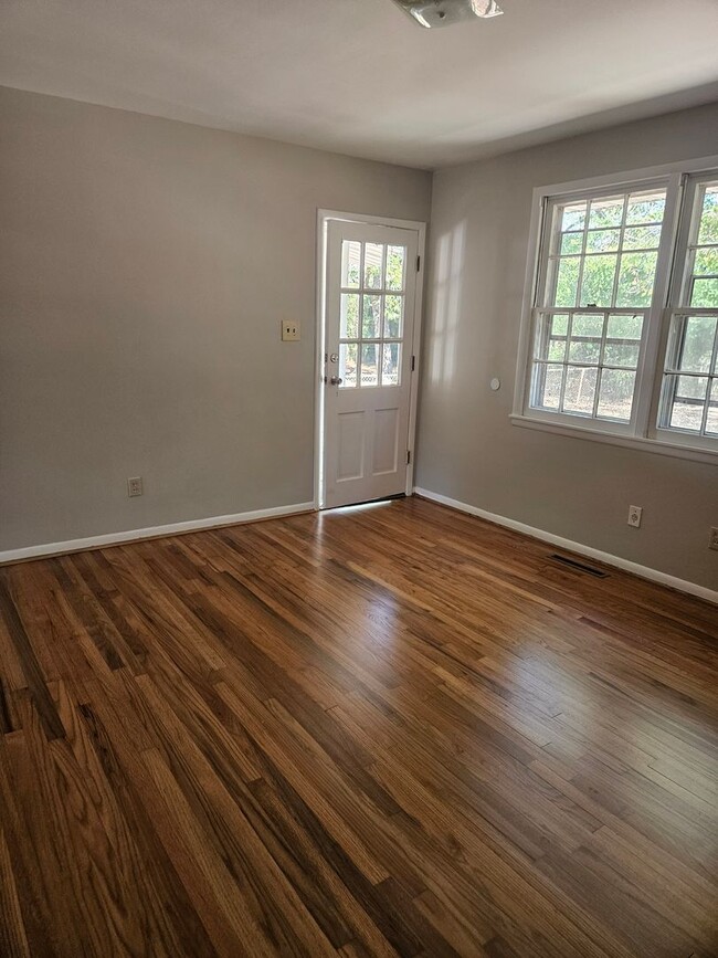 Photo - 307 Quail Dr