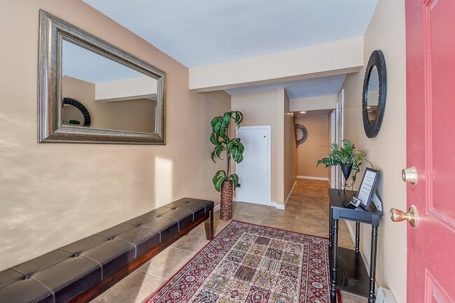 259 Robert Dr