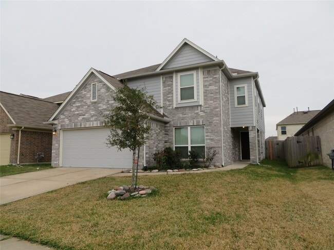 Photo - 5042 Blue Spruce Hill St