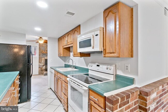 Photo - 9652 Marston Ln