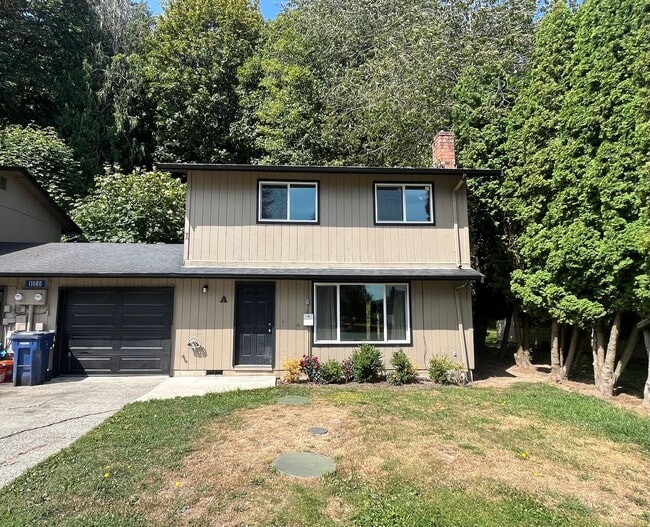 Building Photo - 11080 N Skagit St Unit #A