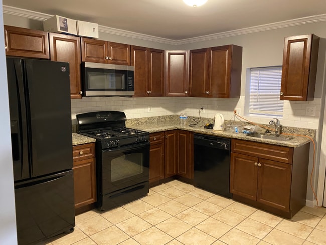 Photo - 15 Village Rd