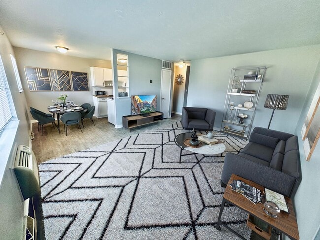 Mayberry Ranch Apartments