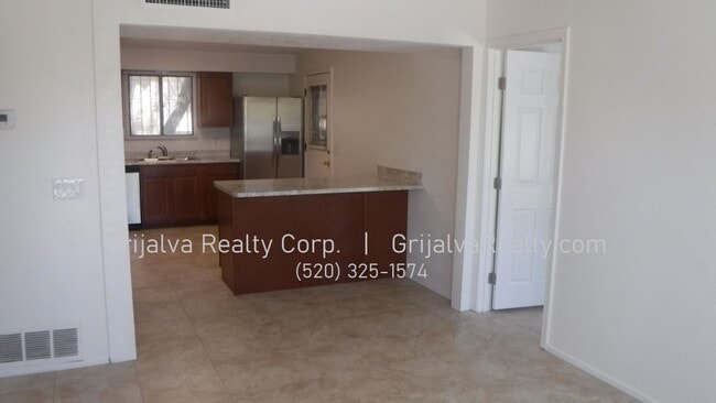 Photo - 1550 N 4th Ave Unit 1550