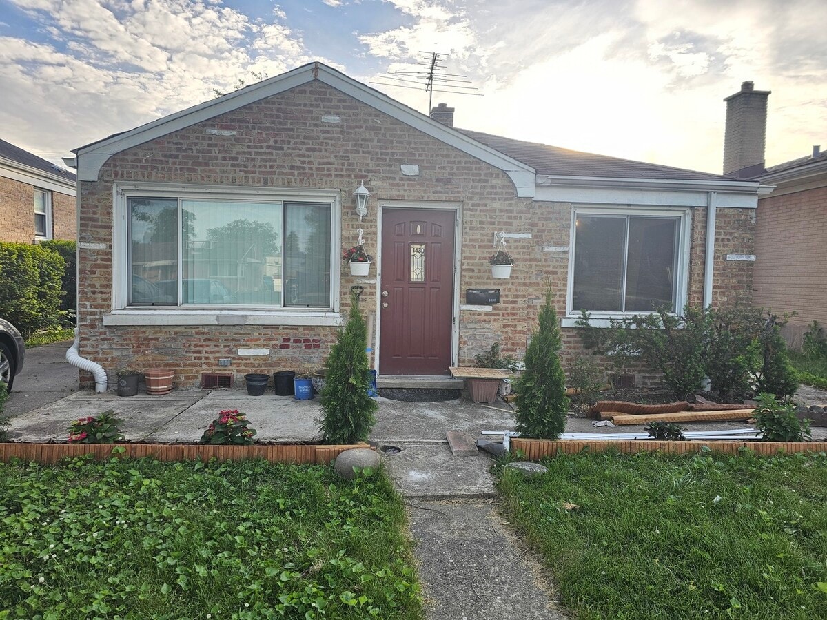 Photo - 1430 N Rohde Ave