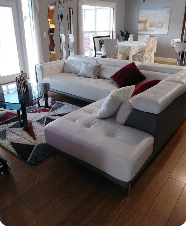 Building Photo - 2827 Bolton Bnd Unit UCF- Downtown-Airport