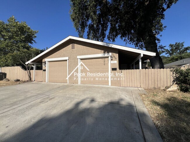 Photo - Updated Citrus Heights 3bd/1.5ba Duplex