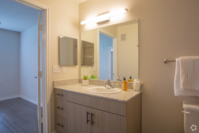 1HAB, 1BA - 684&nbsp;ft² - Canova Palms 55+ Living