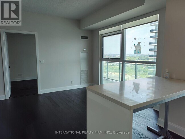 Photo - 33 Shore Breeze Dr Unit 1608
