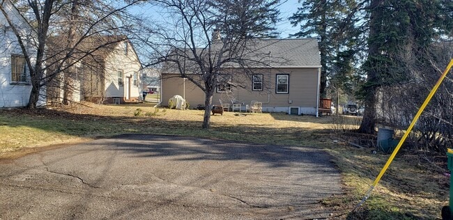 Photo - 1315 N 20th Ave E