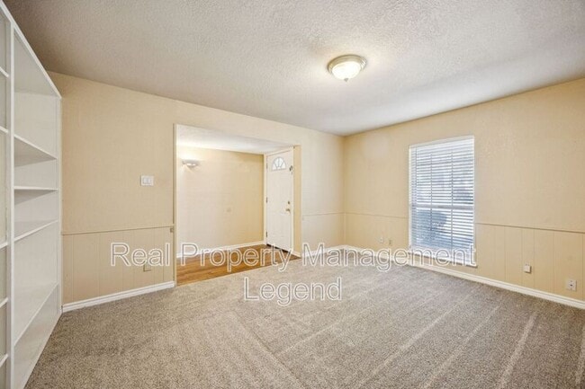 Photo - 1312 Goodwin Dr