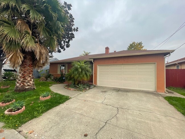 Photo - MUST SEE! BEAUTIFUL 3 BEDROOM 2 BATH HOME IN HAYWARD CA!!!