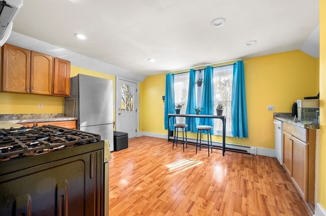 Photo - 7 Leonard St Unit 2