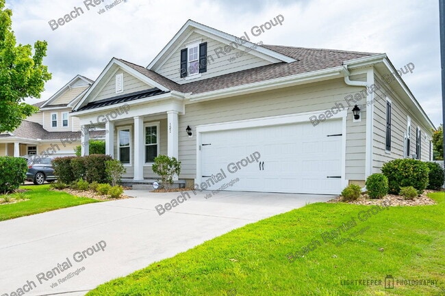 Photo - 121 Champions Village Dr
