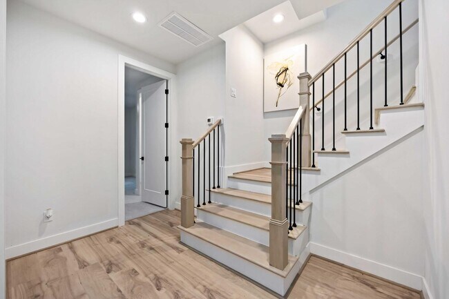 Photo - 6117 Campo Vista Dr
