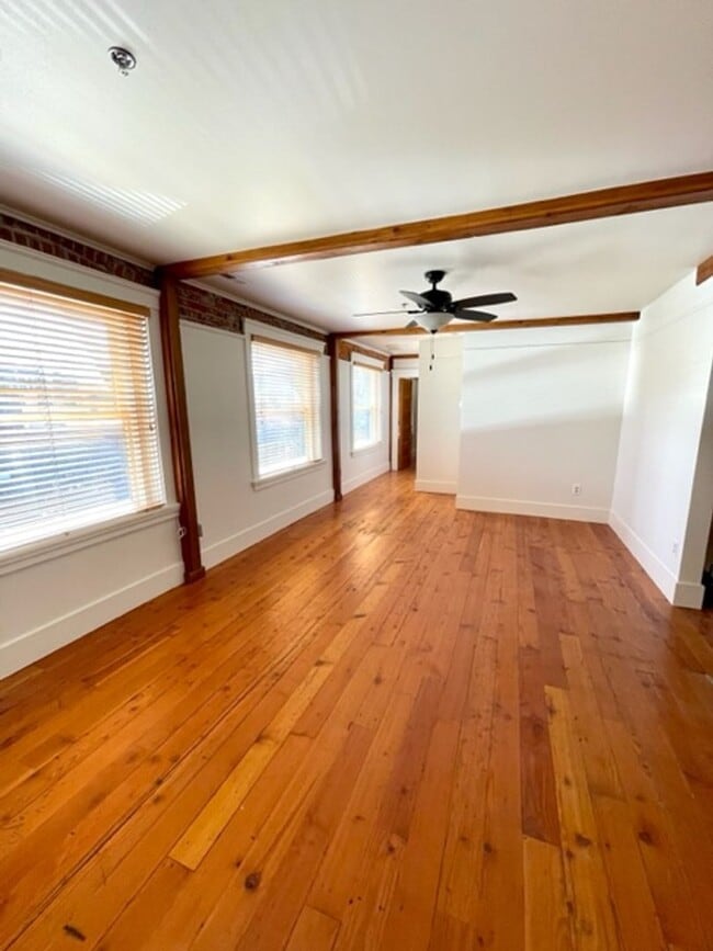 Photo - 1033 NW Bond St Unidad Ste 210