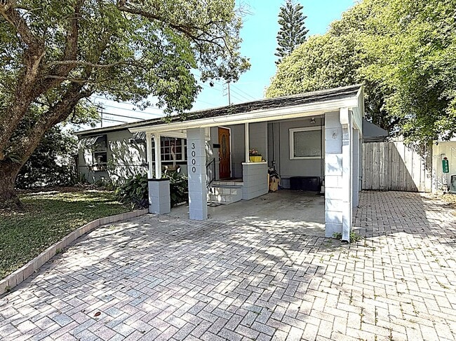 Photo - 3000 Knollwood Cir