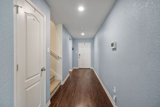 Photo - 8022 Blackhawk Pass