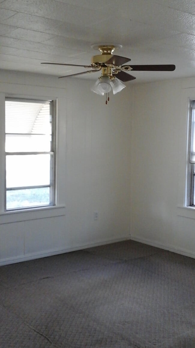 Photo - 3100 NW 5th Ave