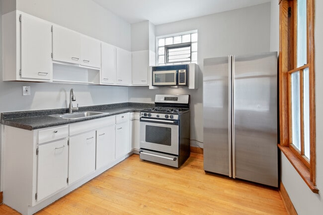 Photo - 4737 N Kildare Ave Unit 2