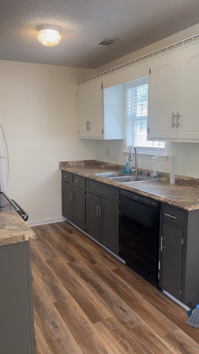 Photo - 3622 Pebble Creek Dr