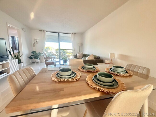 4640 Lucerne Lakes Blvd W Unit 402
