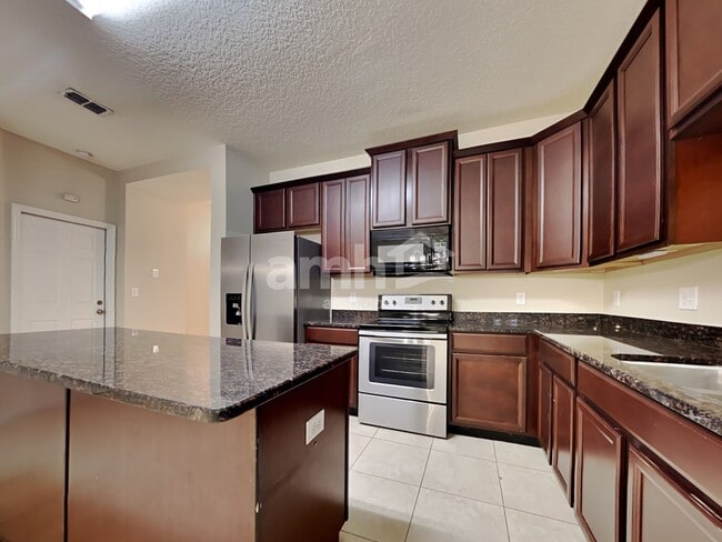 Photo - 743 Sunny Stroll Dr